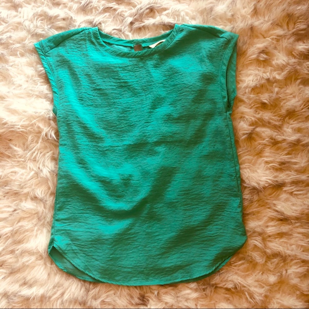 Small Green H&M Top like New Soft Material